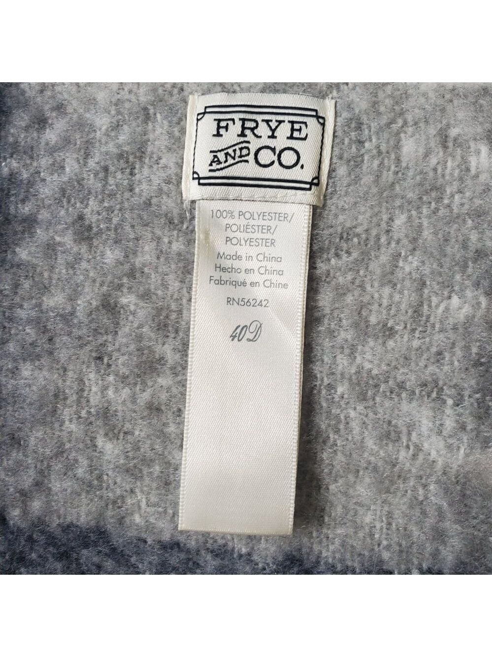 FRYE & Co. Black White Checked Fringe Warm Fuzzy Soft Cozy Knit Scarf 80 x 27 - Picture 5 of 6